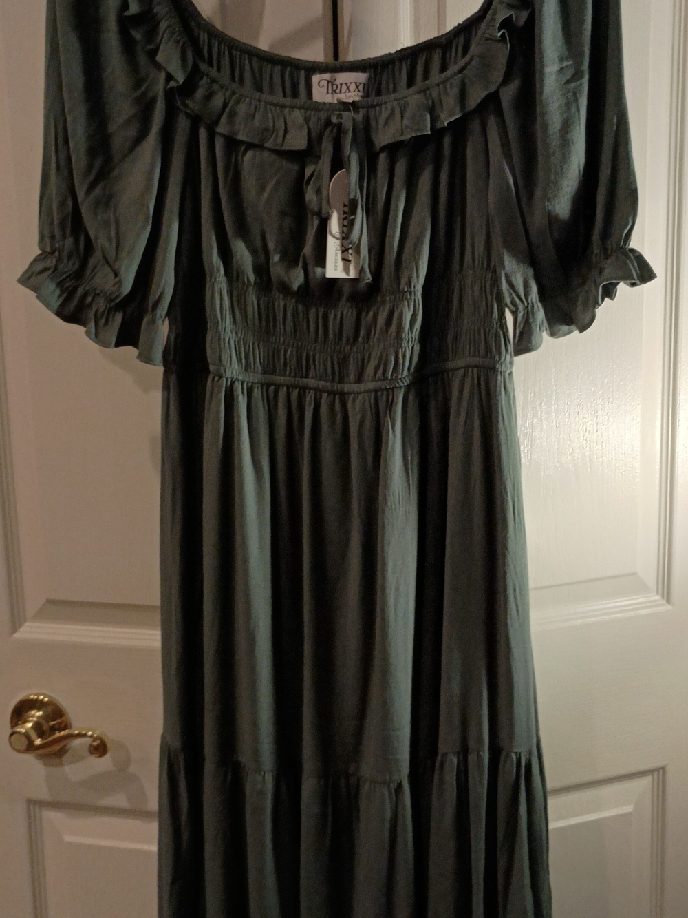 Olive Green Off-Shoulder Maxi Dress - Picture 11 of 12